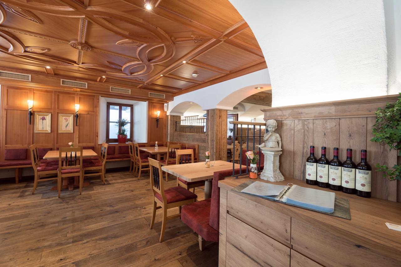 Hotel Restaurant Stoecklwirt Sankt Johann im Pongau Exteriör bild