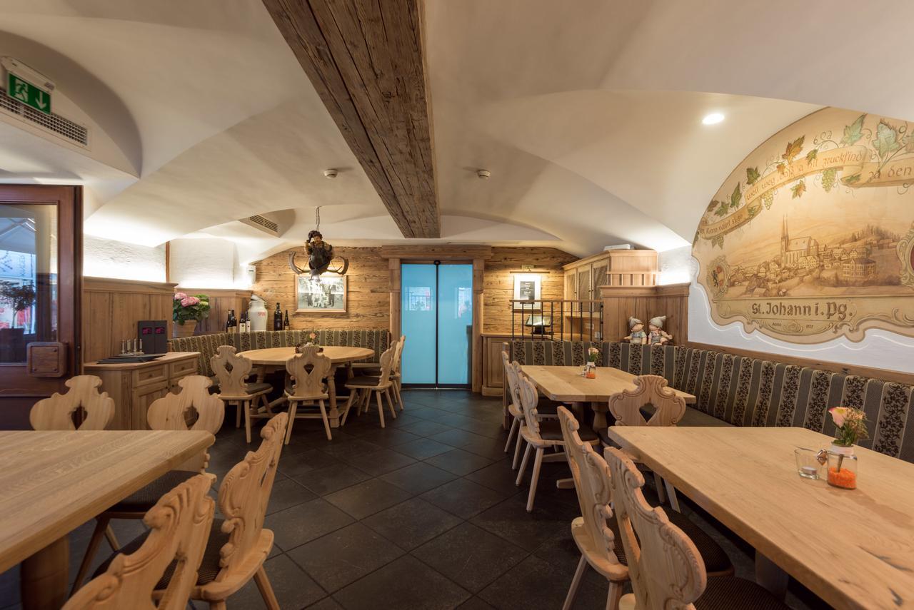 Hotel Restaurant Stoecklwirt Sankt Johann im Pongau Exteriör bild